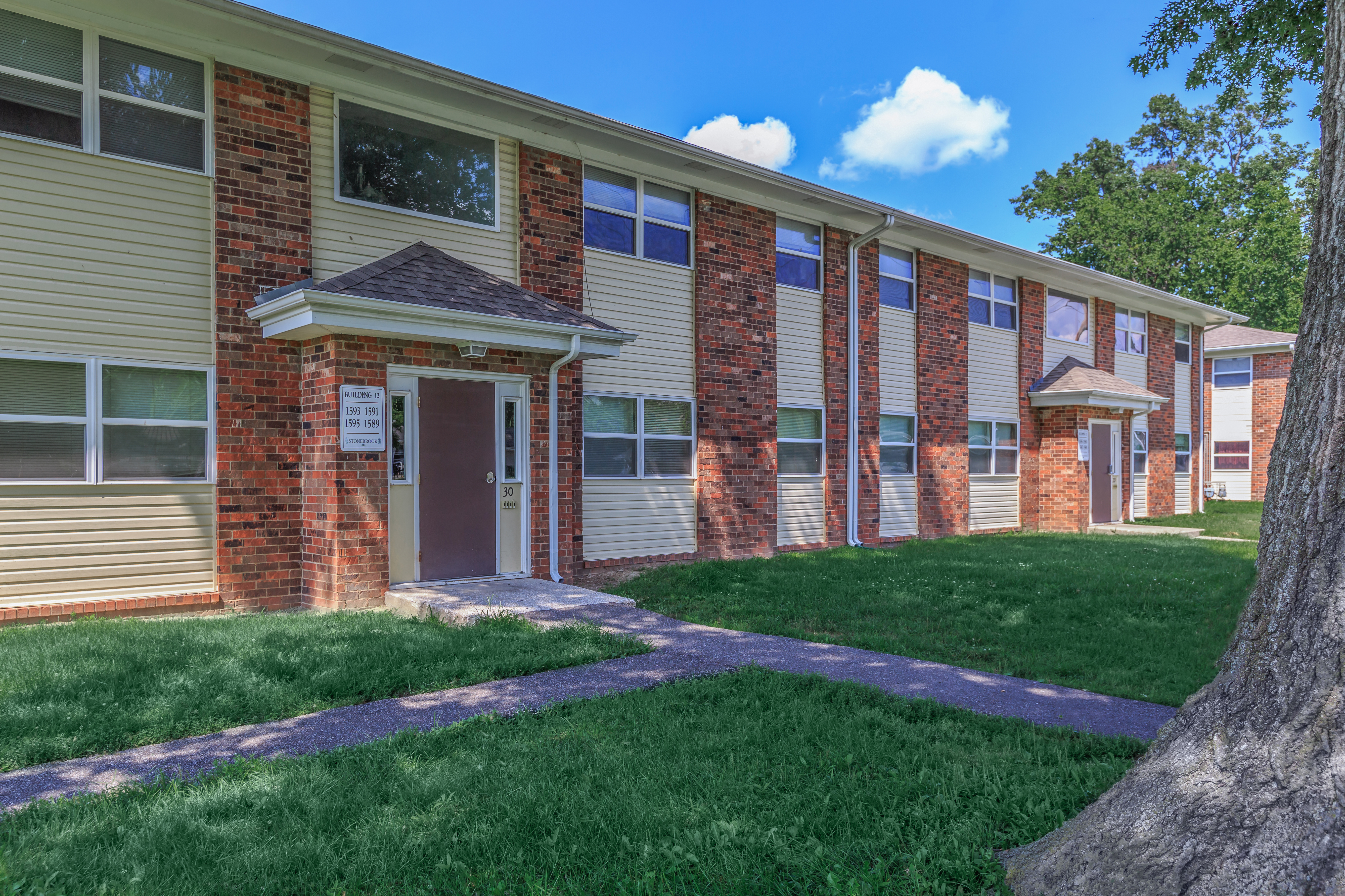 Arbors at Evansville The Multifamily Advisory Group at Cushman